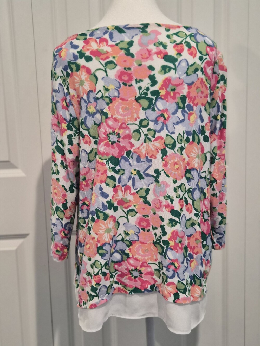 Talbots Bright Floral Lightweight Layered Knit Top Large - Picture 4 of 8